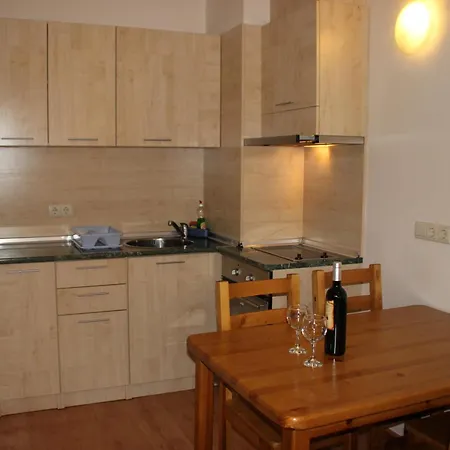 Apartment Pm Services Royal Plaza *