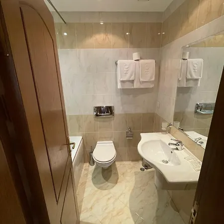 Pm Services Royal Plaza Apartmán *