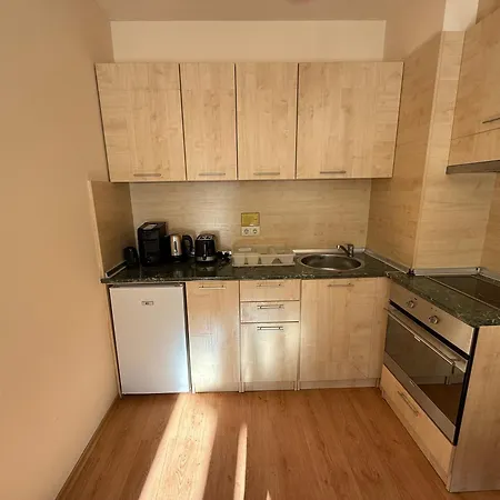 Pm Services Royal Plaza Apartment