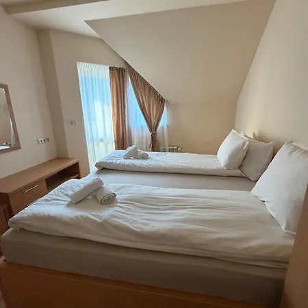 Pm Services Royal Plaza Apartment