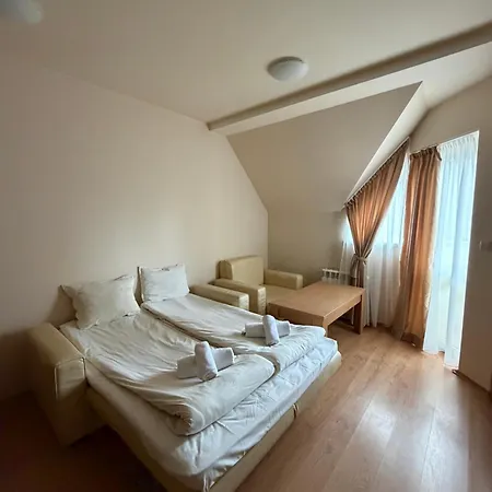 Pm Services Royal Plaza Borovets